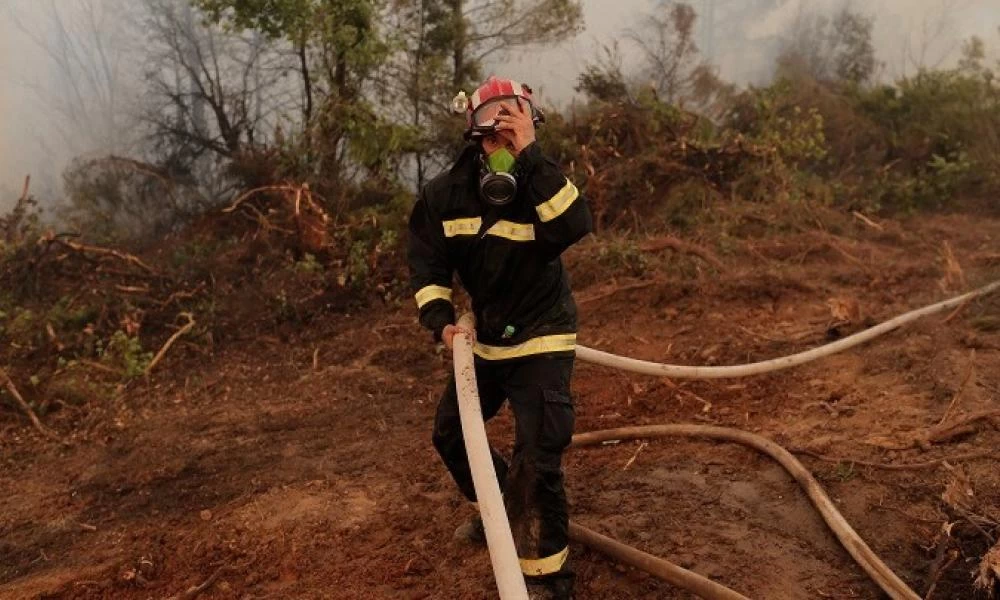 Επί ποδός η Πυροσβεστική: Φωτιά στον Πετρέ Ρεθύμνου